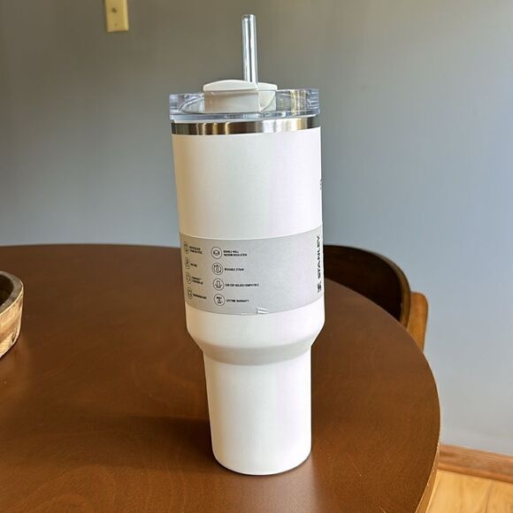 🆕 2023 Stanley Flowstate Quencher Limited Edition Hearth & Hand Sour Cream - Picture 4 of 10